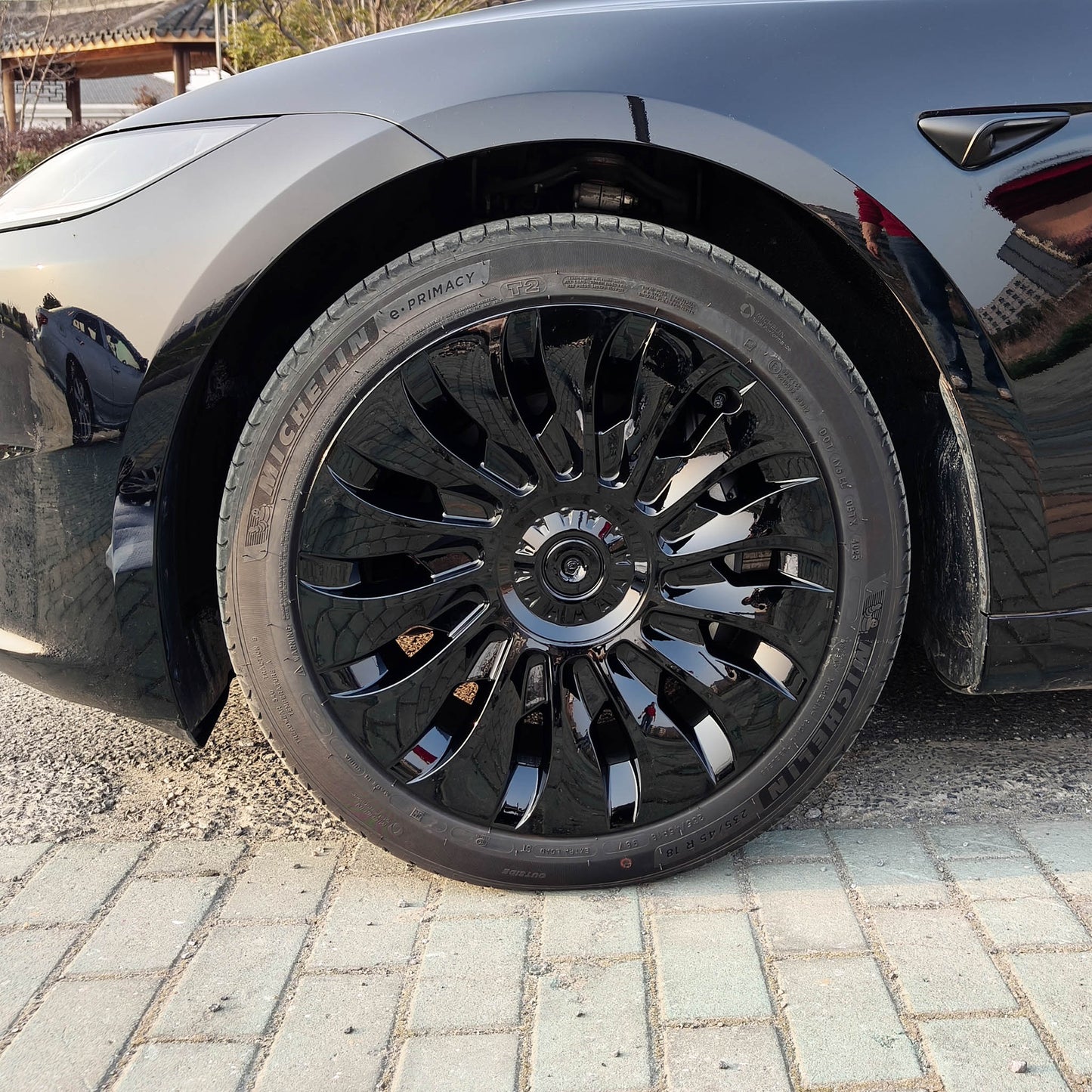 UberTurbine Style Wheel Covers for 2024+ Model 3 18-Inch Photon Wheels– Symmetrical & Protect in Style