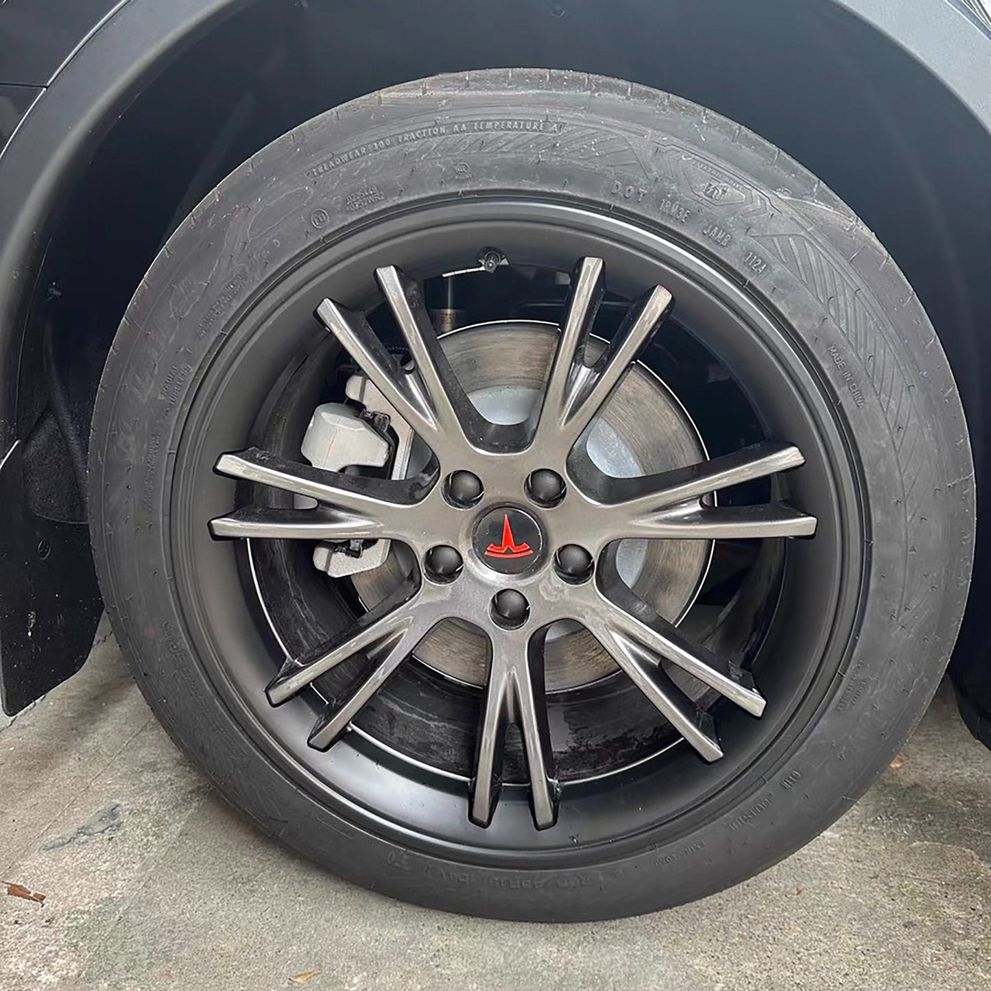 Custom Rim Protector for Tesla Model Y 19'' Gemini Wheels - Stylish & Curb Rash Protection