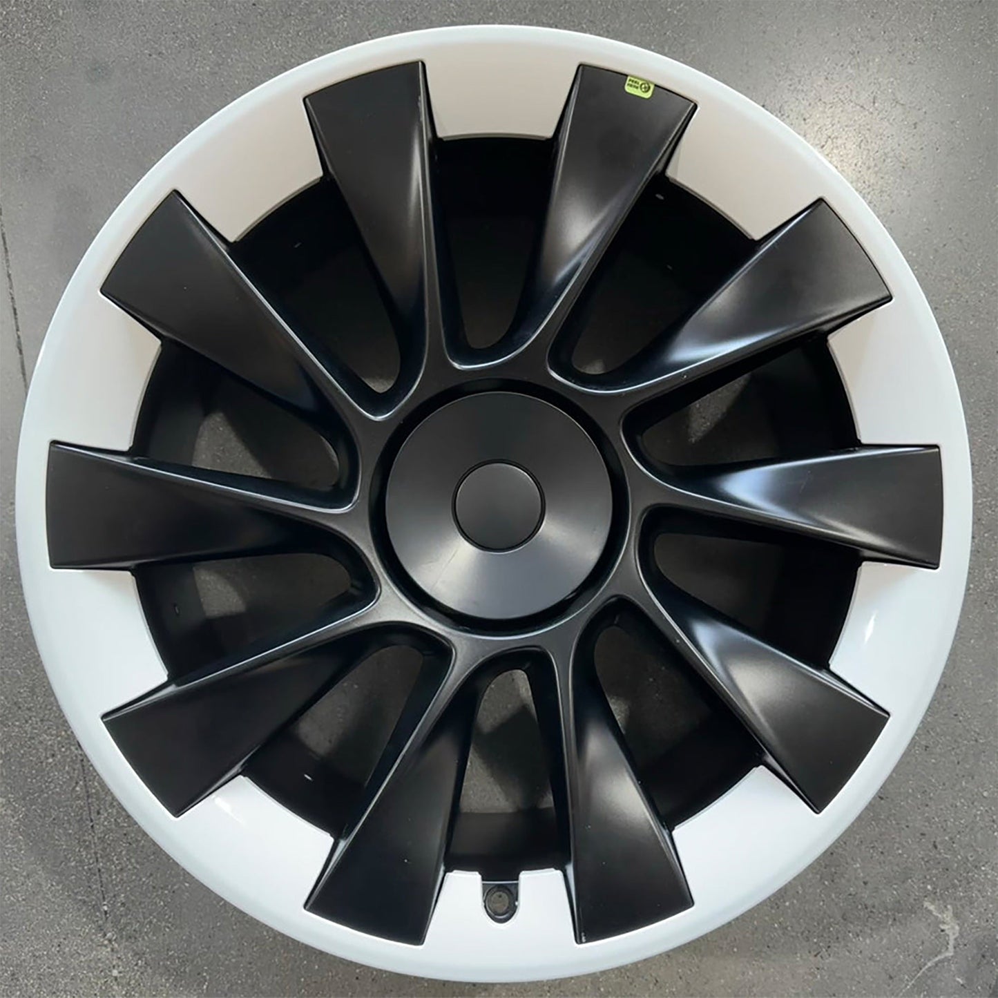 Rim Protector for Tesla Model Y 20'' Induction Wheels - Stylish & Protection