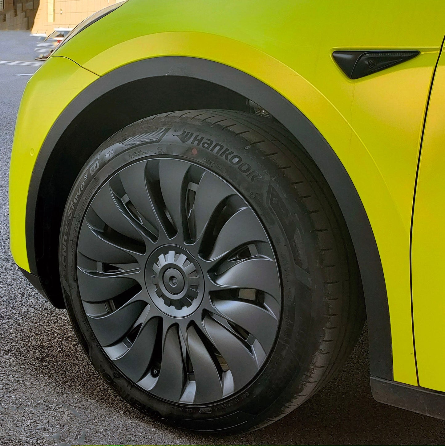 Uberturbine Wheel Covers for Tesla Model Y 19'' Gemini Wheels (Directional)