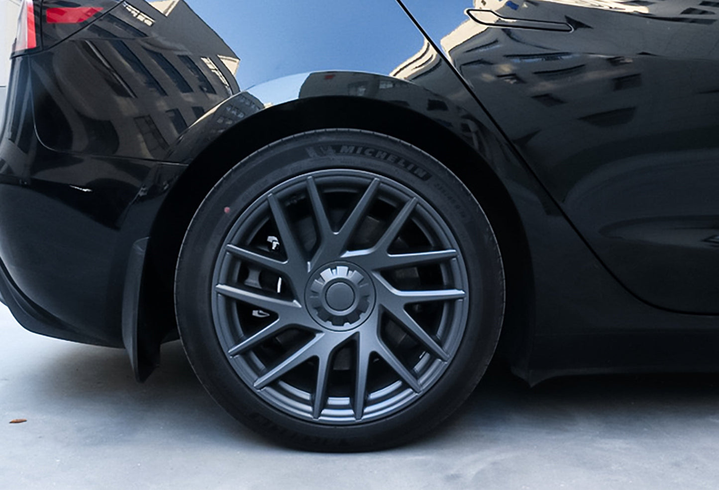 Tesla Aero Wheel Cover for 2024+ New Model 3 Highland 18'' Photon Wheels