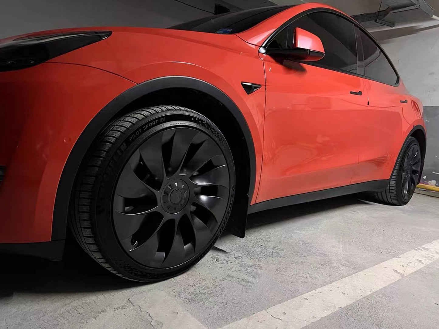 Performance Wheel Covers for Tesla Model Y 20'' Induction Wheels 2020-2024