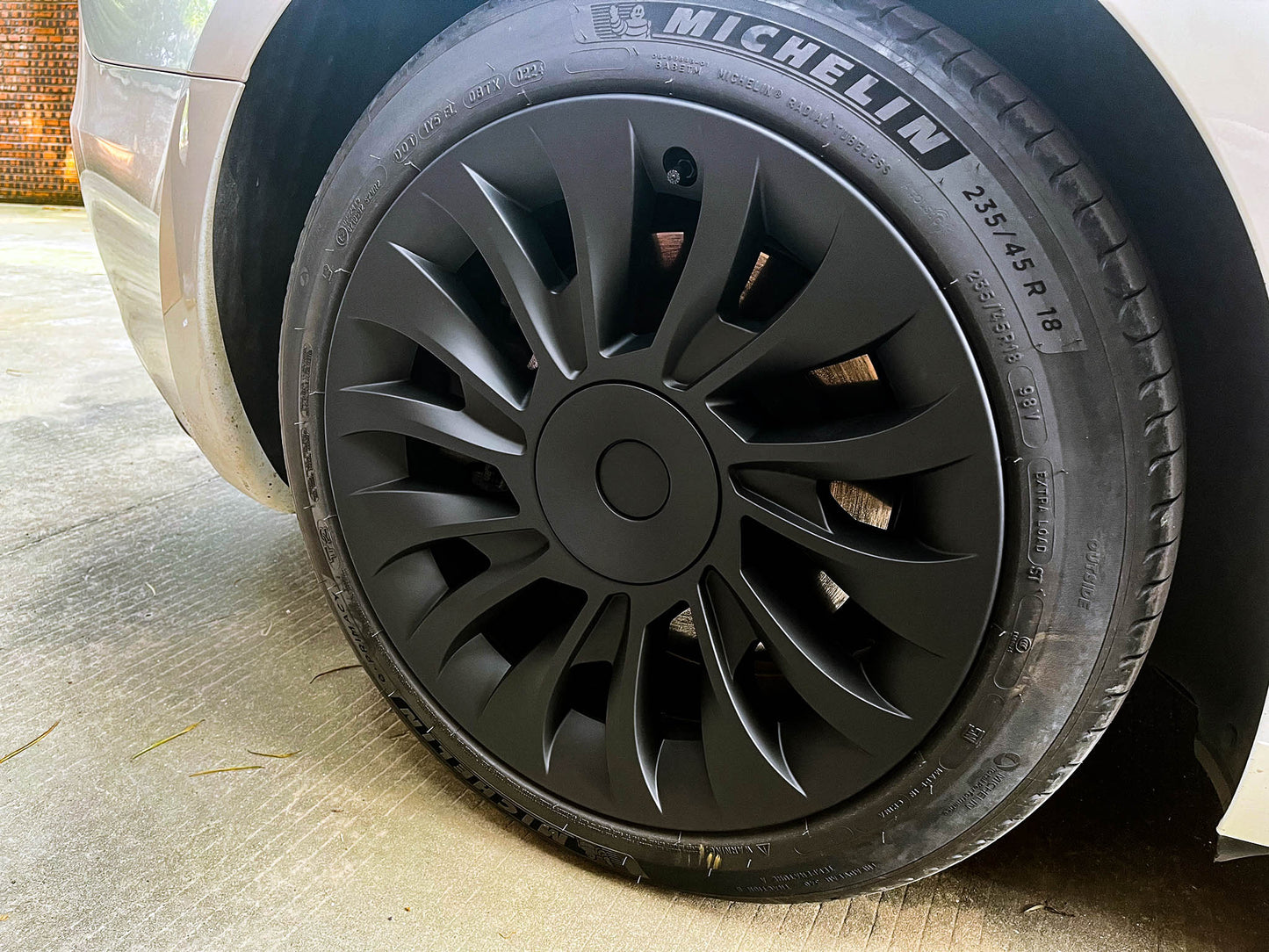 Uberturbine Aero Wheel Covers for Tesla 2024+ New Model 3 Highland 18’’ Photon Wheels