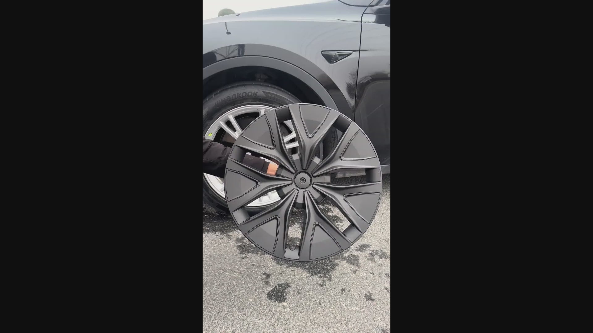 Load video: Snaps-into-place design. Without any tools. Attaching the included foam strip around the hubcap will help the hubcap fit better on the wheel, no more "rattling", just one simple click and you're done.